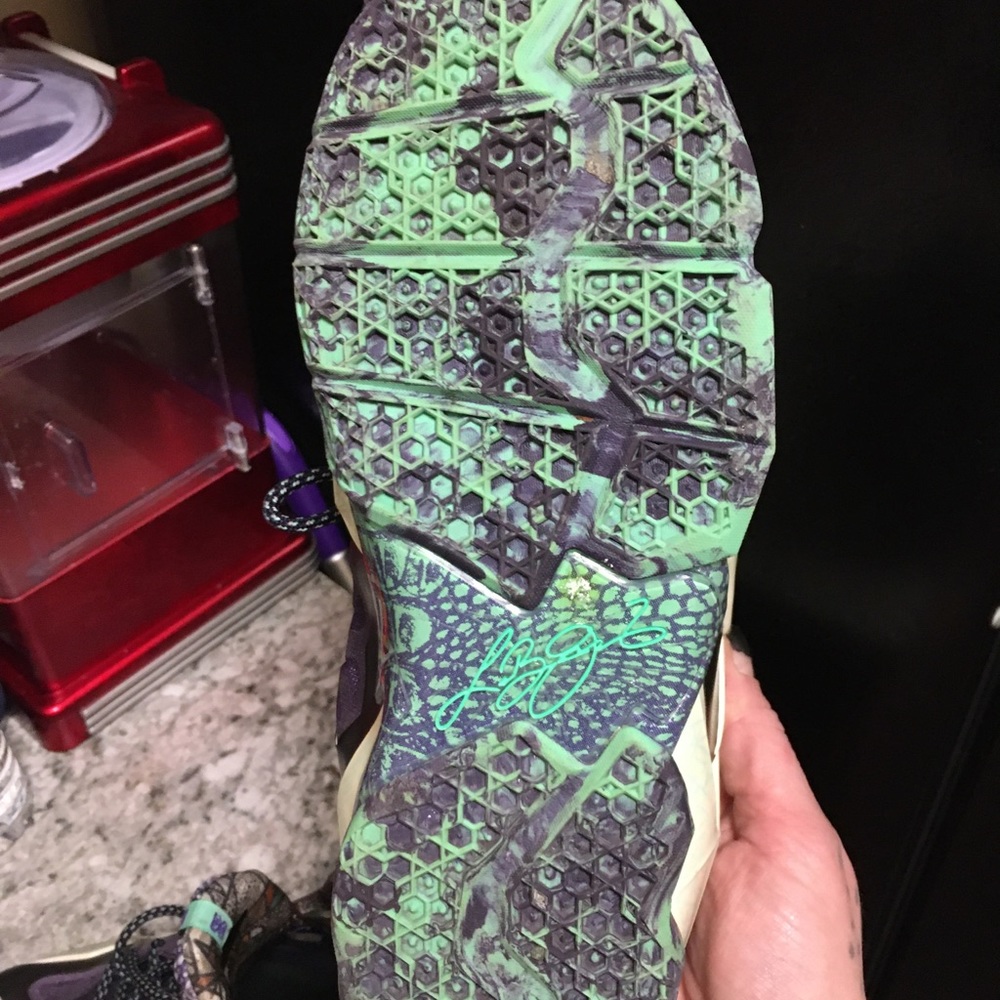LeBron James gumbos - Picture 2 of 4